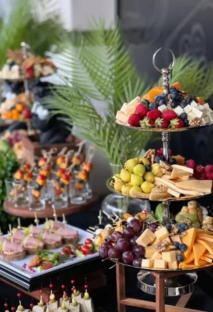 RAYZA Catering